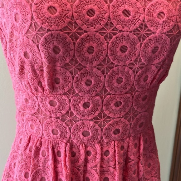 Banana Republic dress midi Sweet Peach Coral Eyelet circle pattern   EUC  Size 4 - Picture 4 of 11